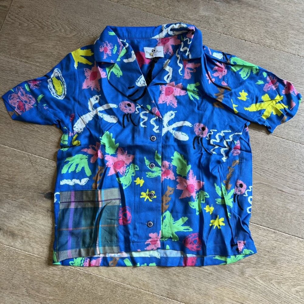 Raspberry Plum Graphic Printed Blue Button Down Shirt Top ..